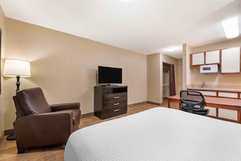 Studio, 1 Queen Bed, Non Smoking