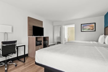 Room, 2 Queen Beds, Non Smoking
