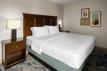 Suite, Multiple Beds, Microwave