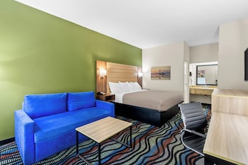 Standard Room, 1 King Bed with Sofa bed, Non Smoking (1 Person Sofa Bed)