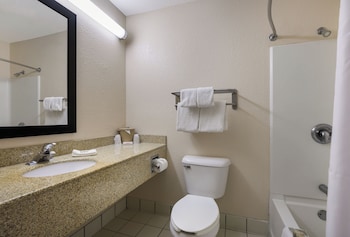 Suite, 1 King Bed, Non Smoking
