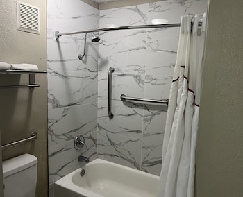 Deluxe Room, 2 Queen Beds, Accessible, Non Smoking