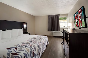 Superior Room, 1 King Bed, Non Smoking, Kitchenette