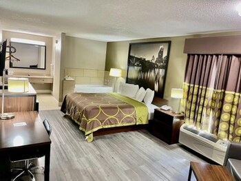 Studio Suite, 1 King Bed, Non Smoking