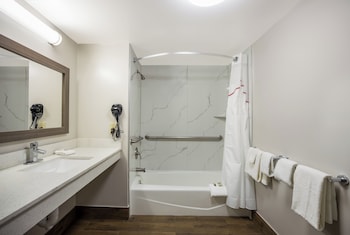 Deluxe Room, 1 King Bed, Accessible, (Smoke Free)