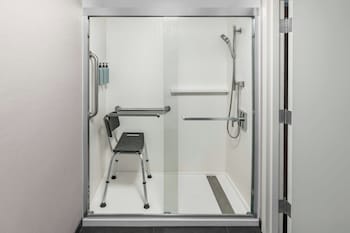 Room, 1 King Bed with Sofa bed, Hearing Accessible, Balcony (Accessible Bathtub)
