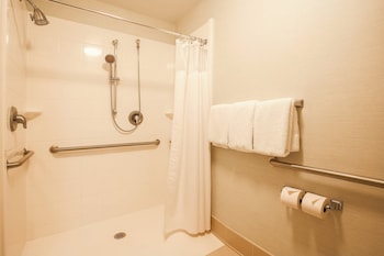 Room, 2 Queen Beds, Balcony