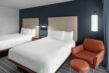 Room, 2 Queen Beds, Balcony