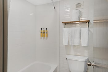 Suite, 1 King Bed, Non Smoking, Refrigerator & Microwave (with Sofabed)