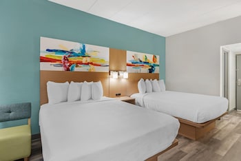 Standard Room, 2 Queen Beds, Non Smoking, Refrigerator & Microwave