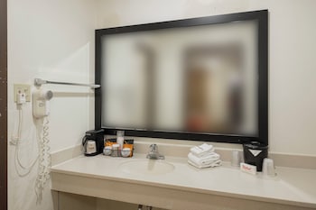 Deluxe Room, 2 Double Beds, Non Smoking