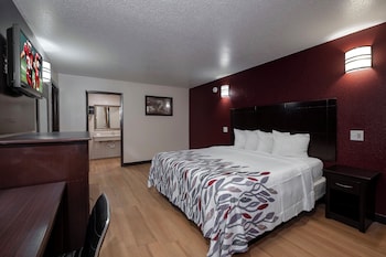 Suite, 1 King Bed, Non Smoking, Kitchen