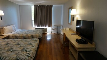 Standard Room, 2 Queen Beds, Non Smoking