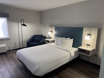 Room, 1 Double Bed, Accessible, Bathtub