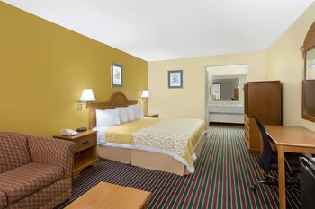 Standard Room, 1 King Bed