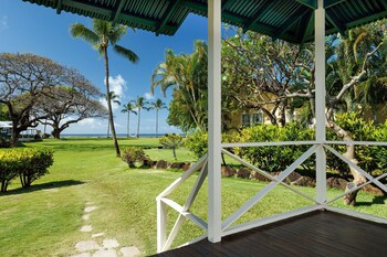 Coast Cottage, 3 Bedroom, Ocean View (King + Queen or King + Single)