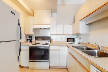 Condo, 1 Bedroom