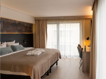 Privilege, Room, 1 Double Bed, Balcony