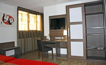 Standard Double Room, 1 Queen Bed