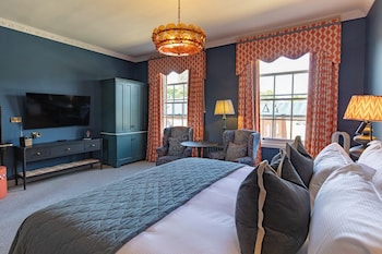 Mansion House Luxe