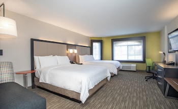 Standard Room, 2 Queen Beds, Accessible Bathtub (Mobility)