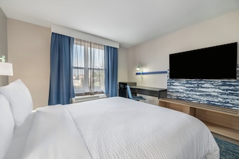 Standard Room, 1 King Bed