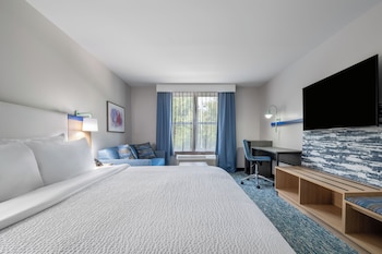 Standard Room, 1 King Bed with Sofa bed