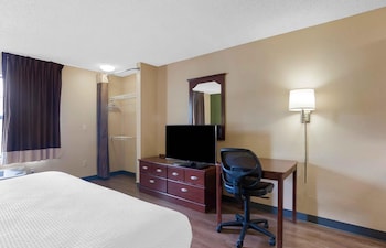 Studio, 1 King Bed, Non Smoking