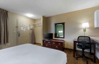 Studio, 1 Queen Bed, Non Smoking