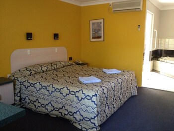 Standard Suite, 1 Bedroom (Standard Room Only)