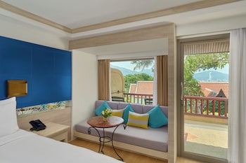 Deluxe Room, 2 Twin Beds, Garden View