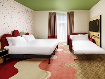 Superior Room, 1 Double Bed with Sofa bed (Plus)