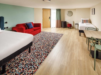 Room, 1 Queen Bed with Sofa bed (The Works)