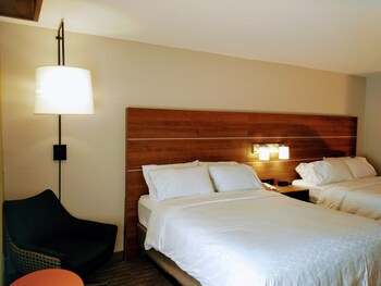 Standard Room, 2 Queen Beds