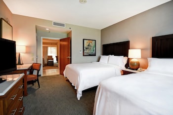 Suite, Multiple Beds, Microwave