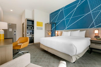 Standard Room, 1 King Bed, Non Smoking