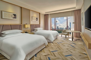 Room, 2 Twin Beds, Tower (View)