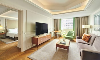 Suite, 1 King Bed