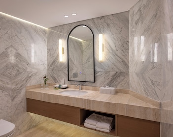 Elite Signature Suite