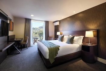 Deluxe Room with Alpine View