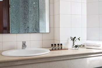 Superior Triple Room, City View