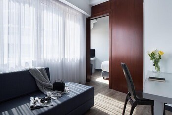 Superior Triple Room, City View