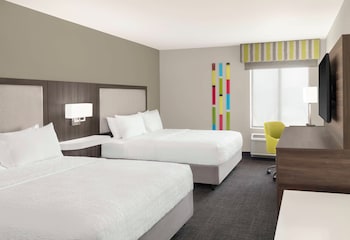 Room, 2 Queen Beds, Accessible, Non Smoking