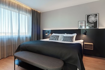 Suite, 1 Bedroom (Living Area)