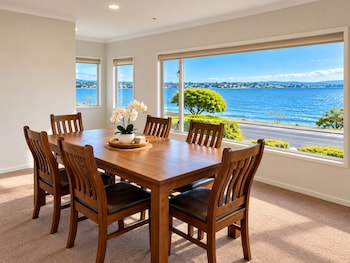 Lake View Apartment 1 Bedroom
