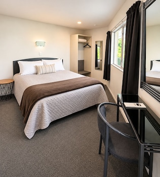 Standard Suite-First Floor