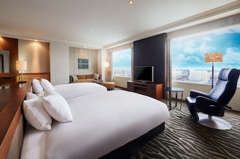 Junior Suite, 2 Double Beds (High Floor)