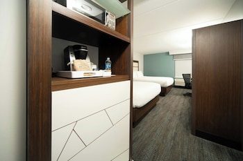 Room, 2 Queen Beds