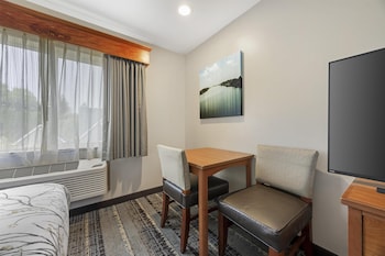 Standard Room, 2 Queen Beds, Non Smoking, Refrigerator & Microwave