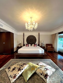 Luxury Two Bedroom Residence, Pool View, Partial Ocean View (Free Airport Transfer)
